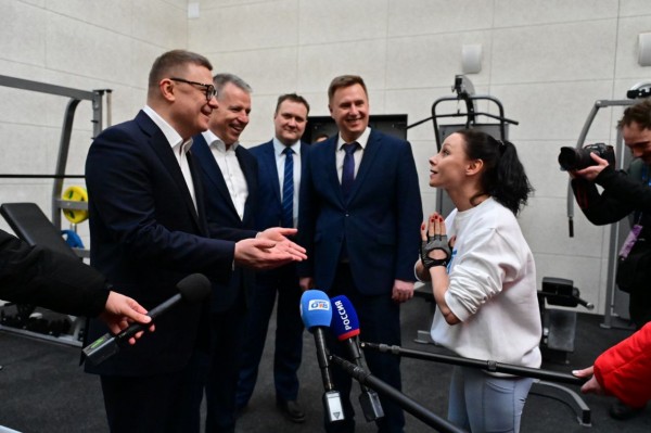 В Озерске открыли ледовую арену «Высота» В Озерске открыли ледовую арену «Высота»