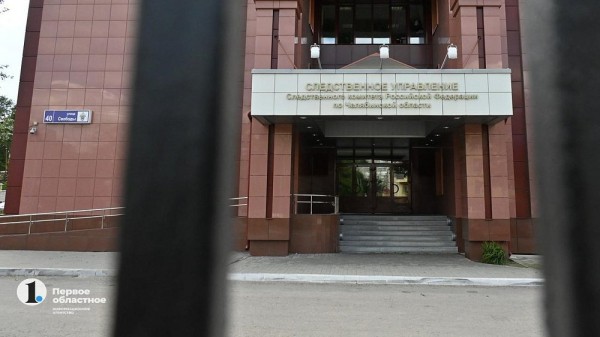 В поселке под Челябинском мужчина убил жену и покончил с собой